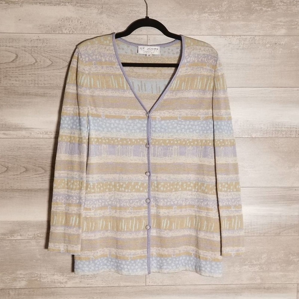 St. John Stripe Pattern V-Neck Knit Button Down Cardigan Sweater Size 8 Tan Blue